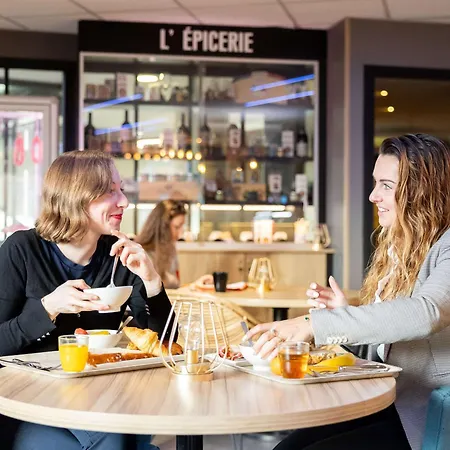 Готель Ibis Centre Meriadeck