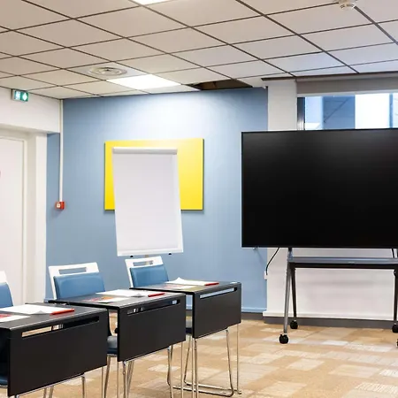 Ibis Centre Meriadeck Szálloda